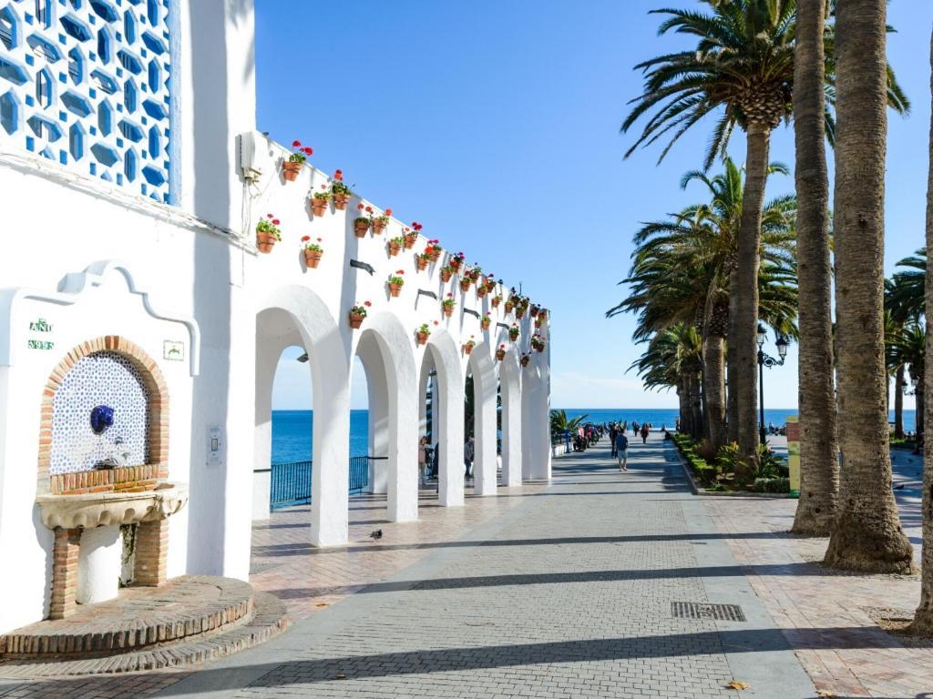 Casa Con Terraza Privada Villa Nerja Exteriör bild